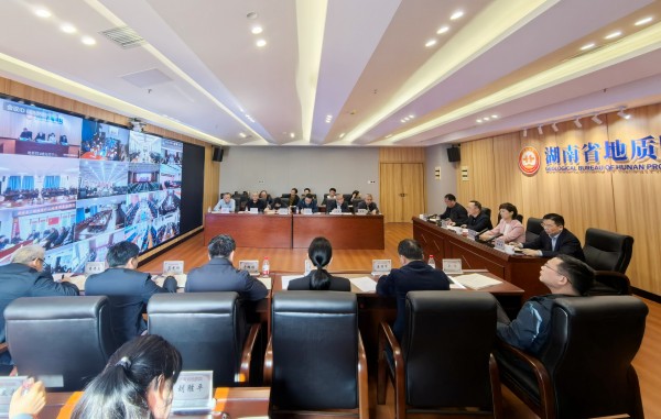 省地质院部署全院安全稳定工作